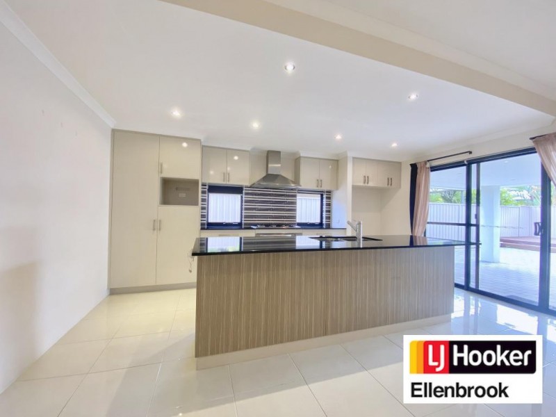 38 COB ROAD, Brabham WA 6055