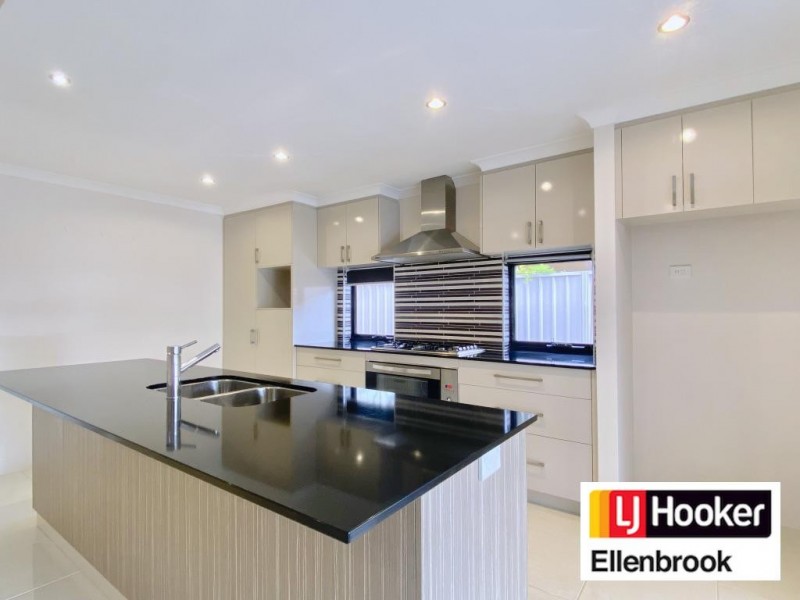 38 COB ROAD, Brabham WA 6055