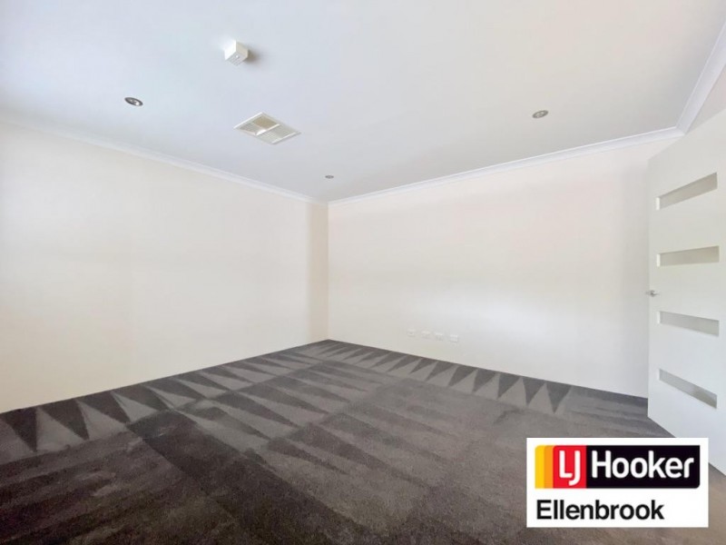 38 COB ROAD, Brabham WA 6055