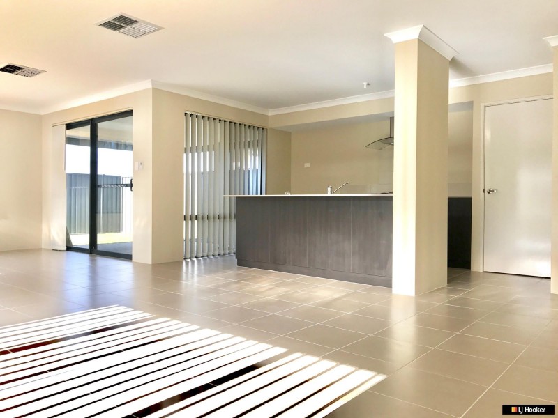 35 Laylock Avenue, Aveley WA 6069