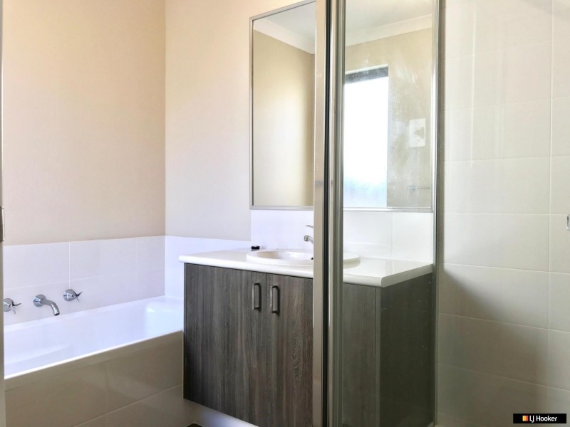 35 Laylock Avenue, Aveley WA 6069