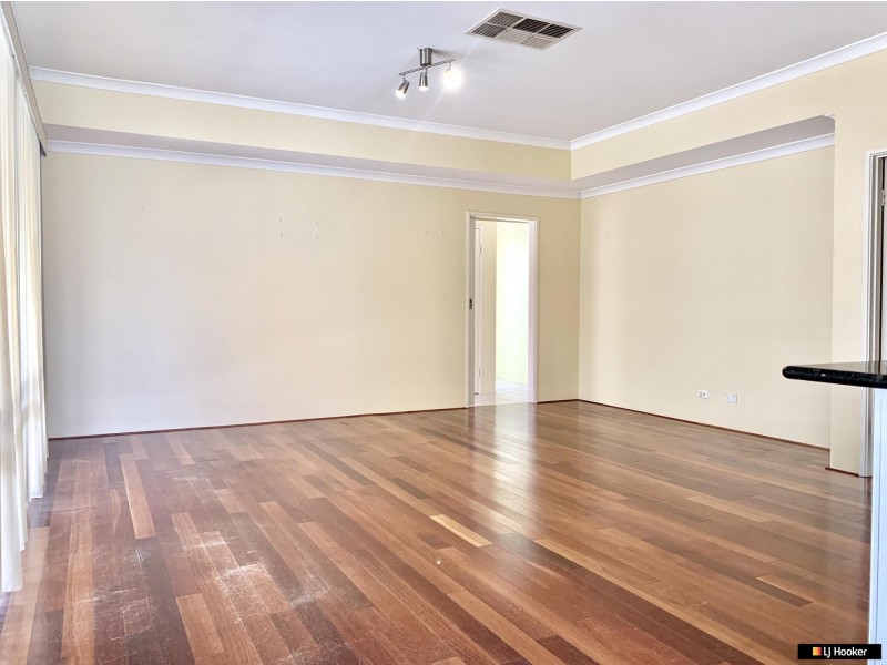 4 Heirisson Turn, Ellenbrook WA 6069