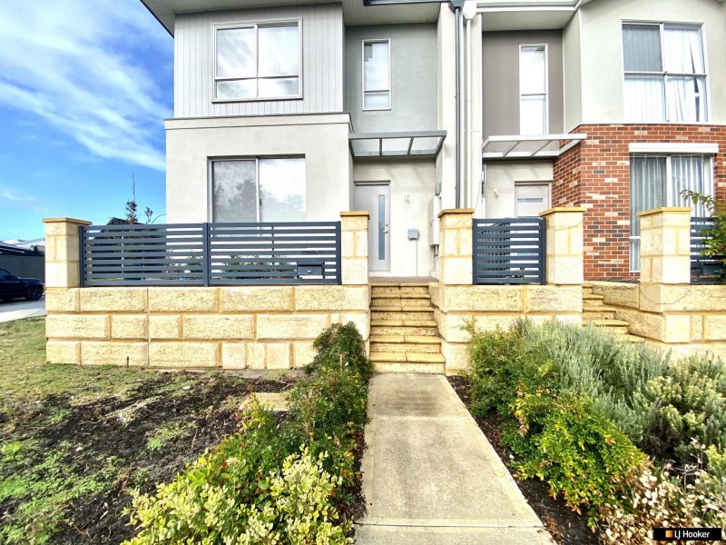 64 Strinesdale Boulevard, Aveley WA 6069