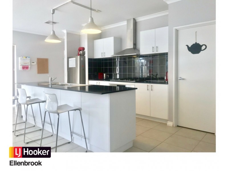 5 Gamin Vista, Aveley WA 6069