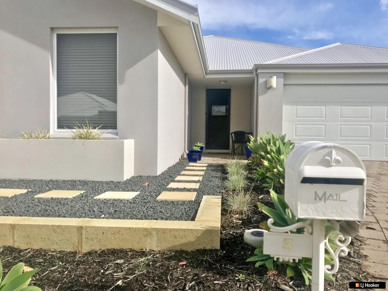 5 Gamin Vista, Aveley WA 6069