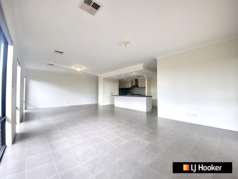 17 Rostratus Link, Dayton WA 6055