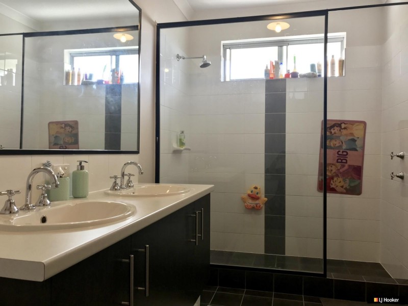 23 Torres Parade, Aveley WA 6069