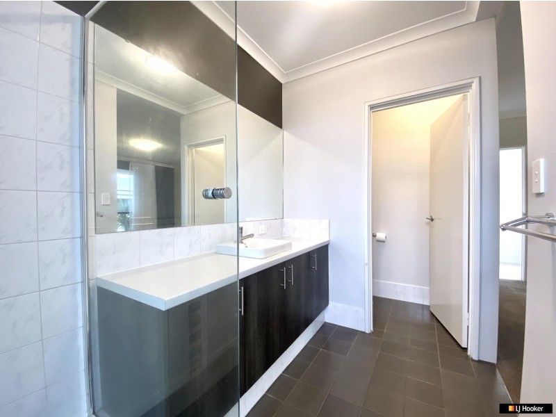 10 Torside Street, Aveley WA 6069