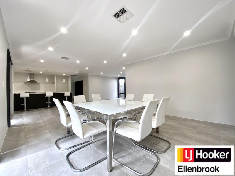 10 Torside Street, Aveley WA 6069