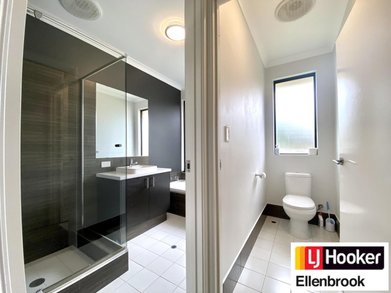 10 Torside Street, Aveley WA 6069
