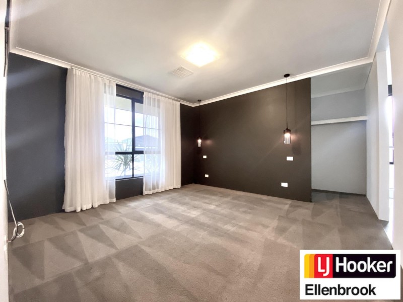 10 Torside Street, Aveley WA 6069