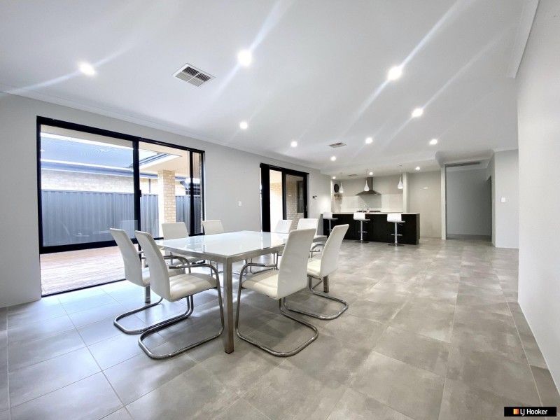 10 Torside Street, Aveley WA 6069