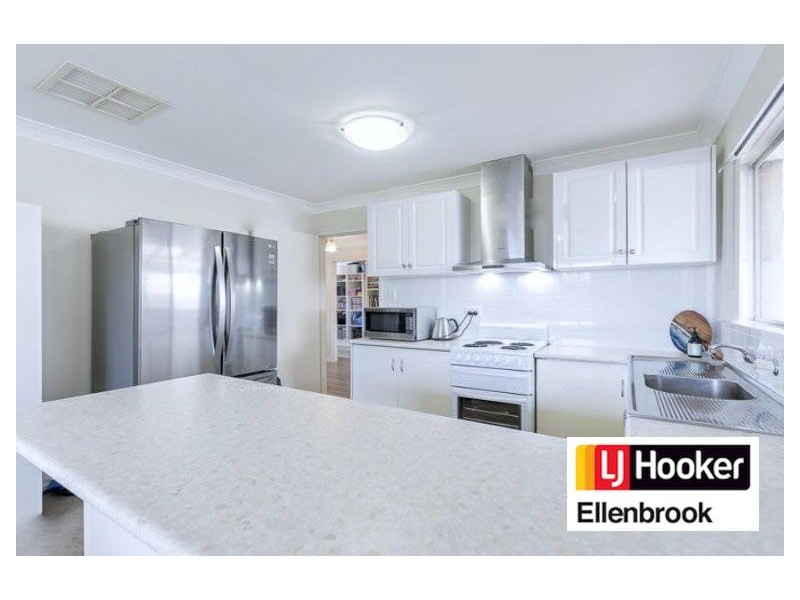 99 Cortis Way, Langford WA 6147