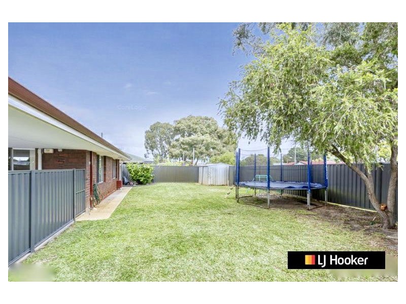 99 Cortis Way, Langford WA 6147