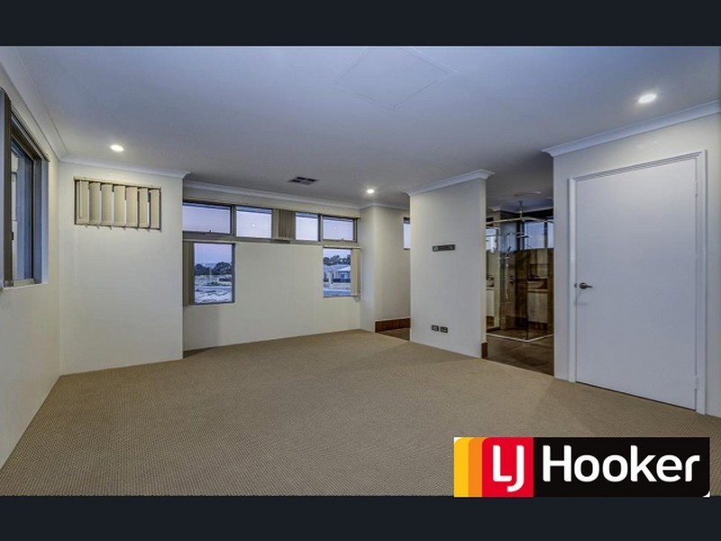 6 Dovestone Road, Aveley WA 6069