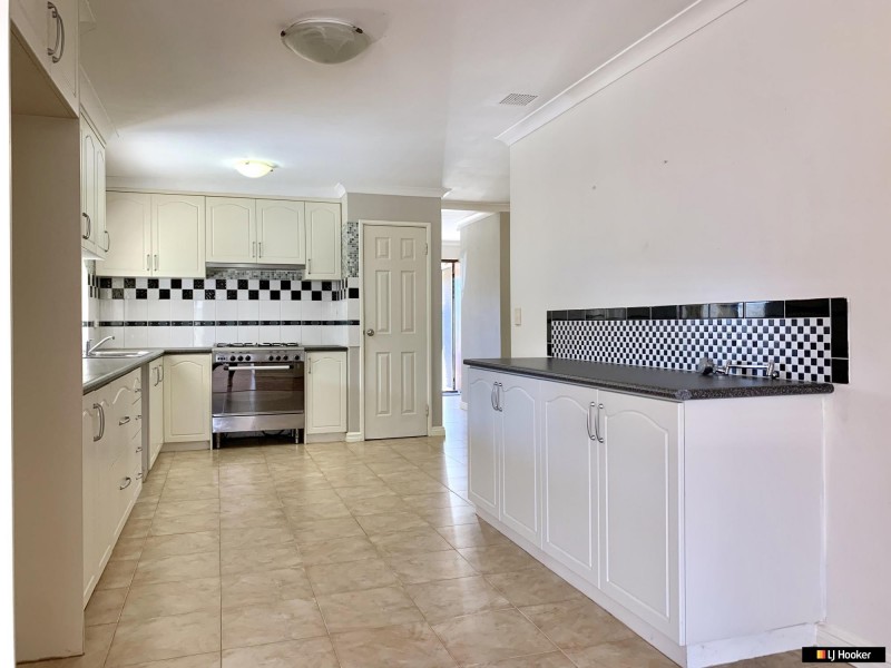34 Guadalupe Drive, Ballajura WA 6066
