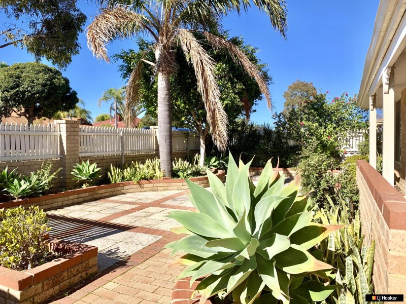 34 Guadalupe Drive, Ballajura WA 6066