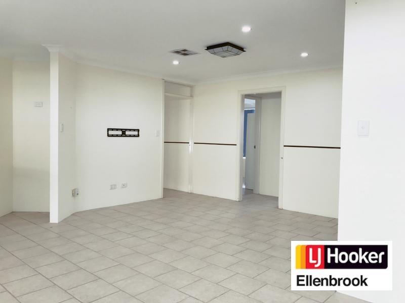 1 Bianchi Place, Alexander Heights WA 6064