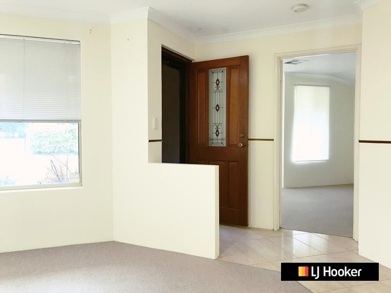 1 Bianchi Place, Alexander Heights WA 6064