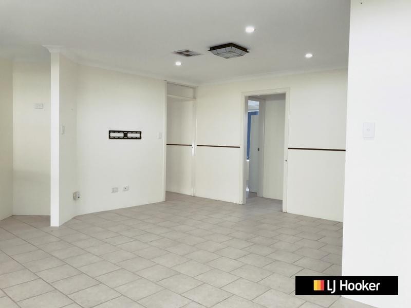 1 Bianchi Place, Alexander Heights WA 6064