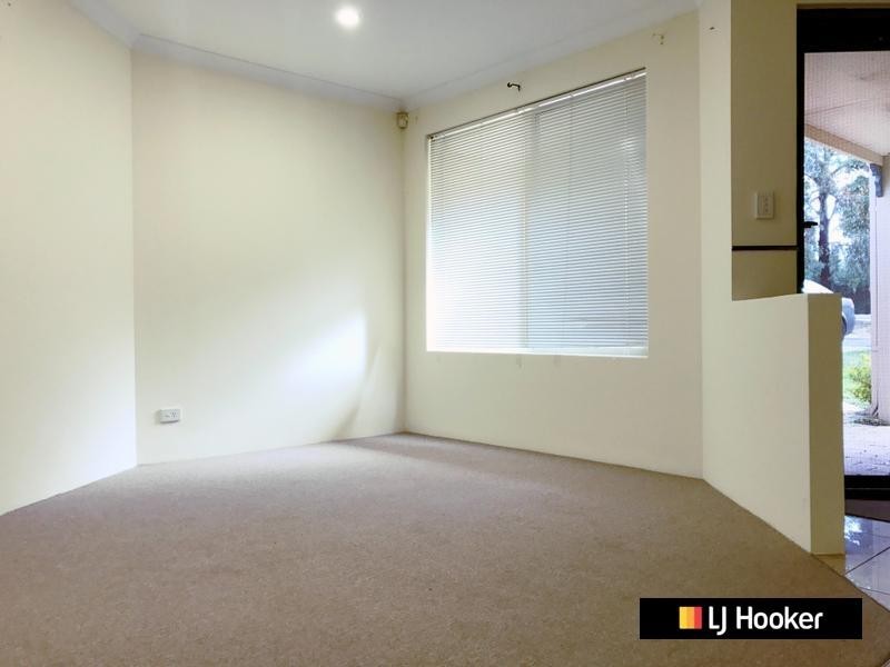 1 Bianchi Place, Alexander Heights WA 6064