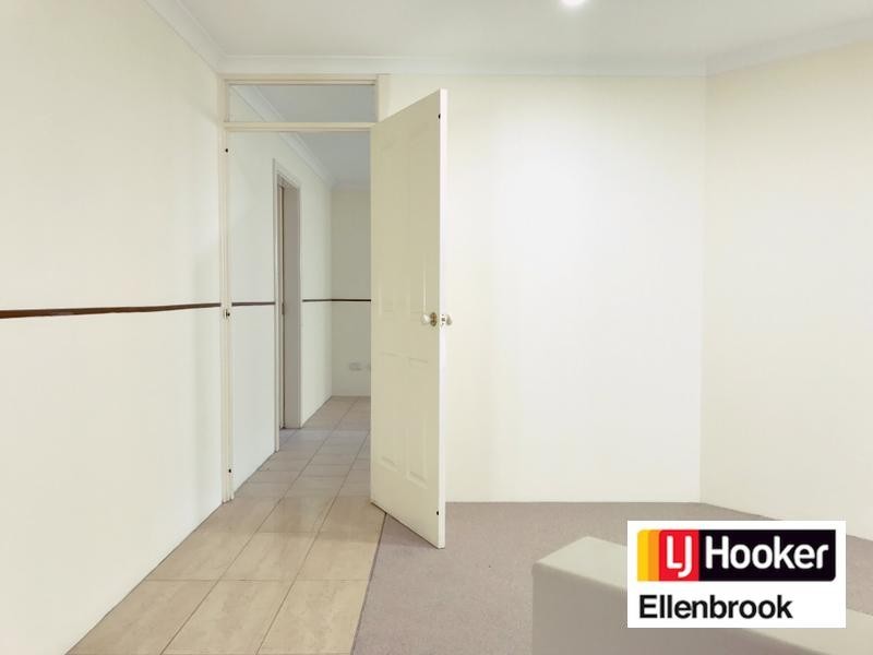 1 Bianchi Place, Alexander Heights WA 6064