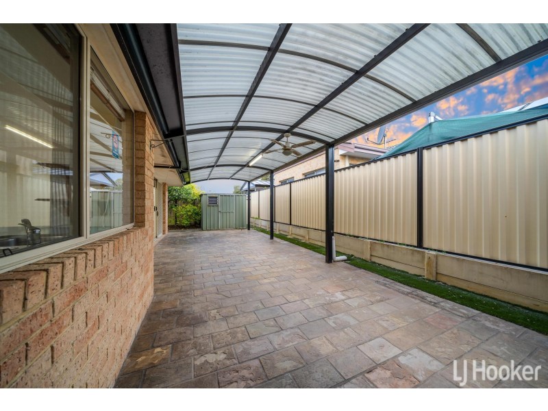 1 Bianchi Place, Alexander Heights WA 6064