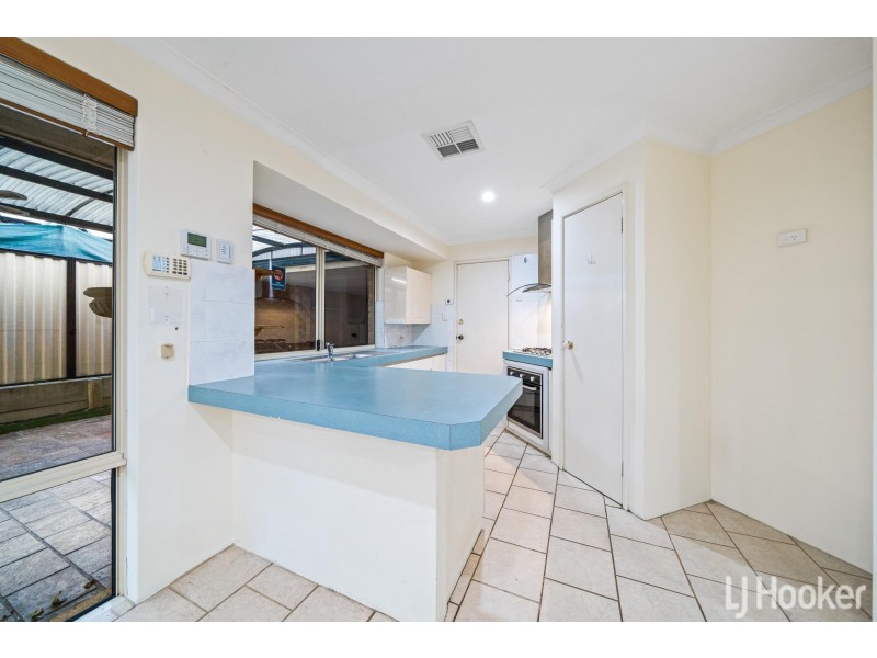 1 Bianchi Place, Alexander Heights WA 6064