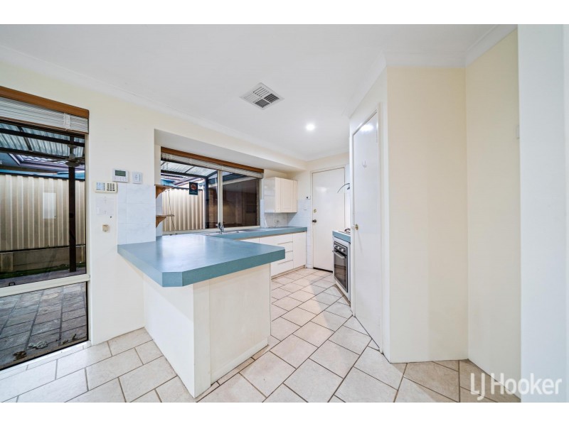 1 Bianchi Place, Alexander Heights WA 6064