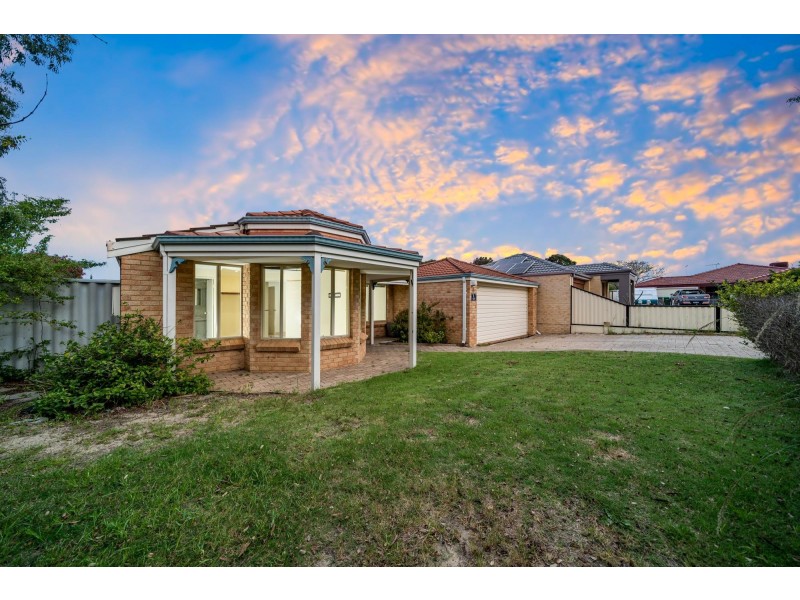 1 Bianchi Place, Alexander Heights WA 6064