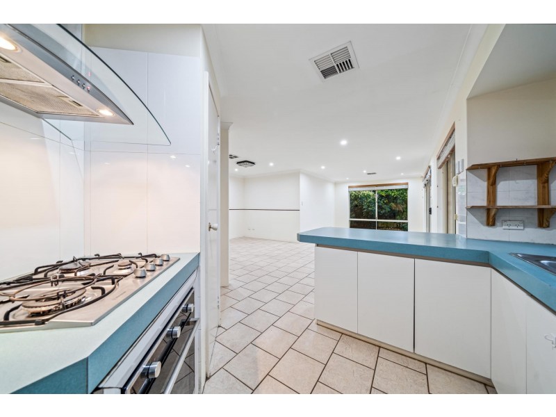 1 Bianchi Place, Alexander Heights WA 6064