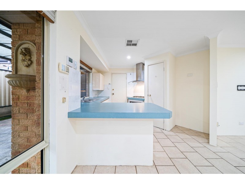 1 Bianchi Place, Alexander Heights WA 6064