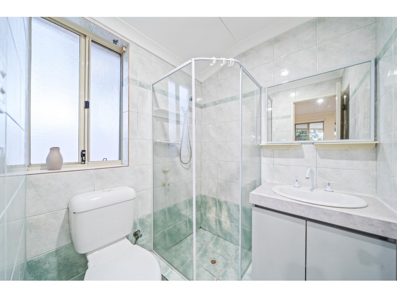 1 Bianchi Place, Alexander Heights WA 6064