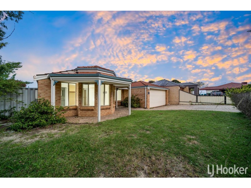 1 Bianchi Place, Alexander Heights WA 6064