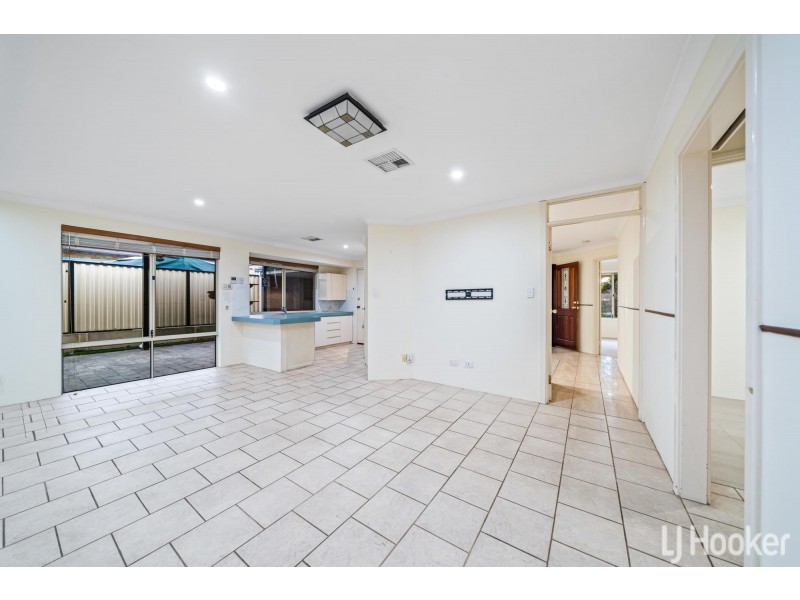 1 Bianchi Place, Alexander Heights WA 6064