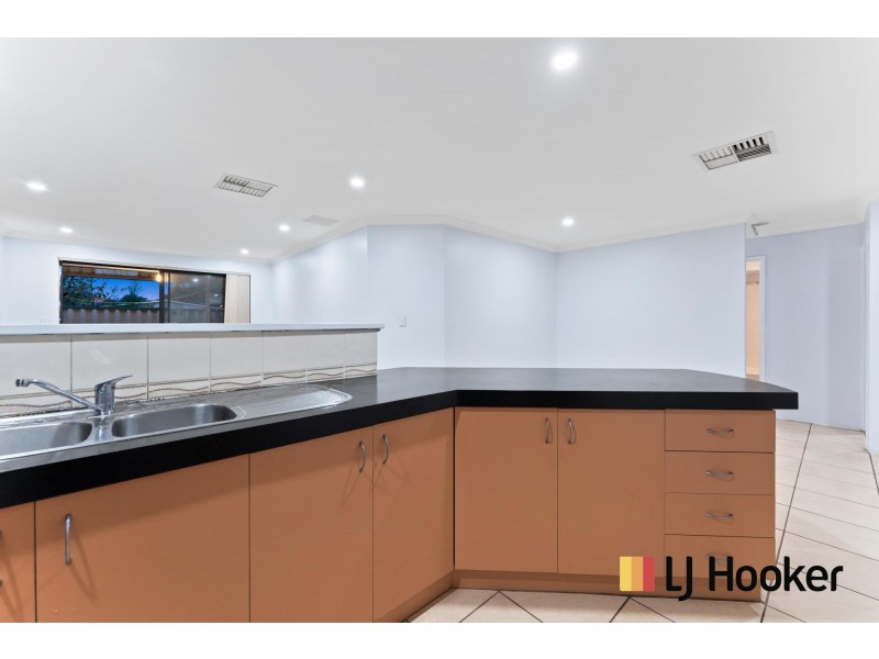 6 Koomba Rise, Bertram WA 6167