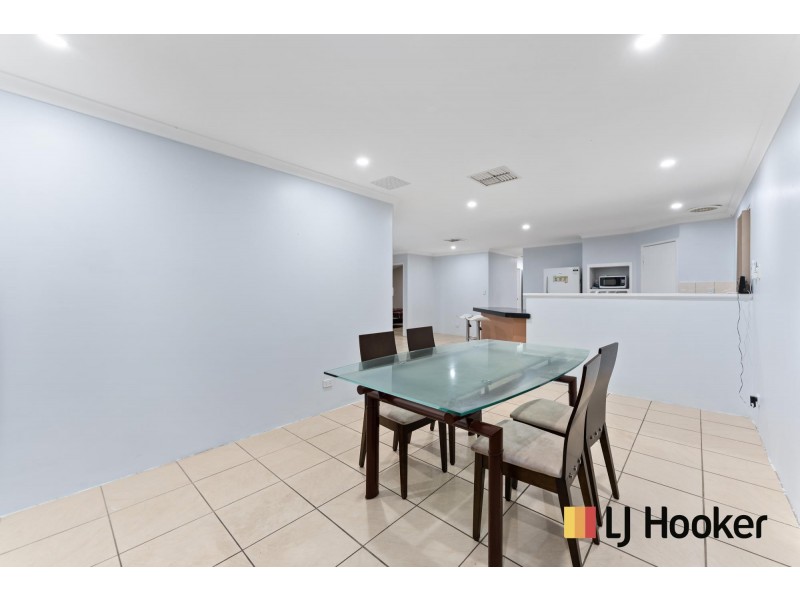 6 Koomba Rise, Bertram WA 6167