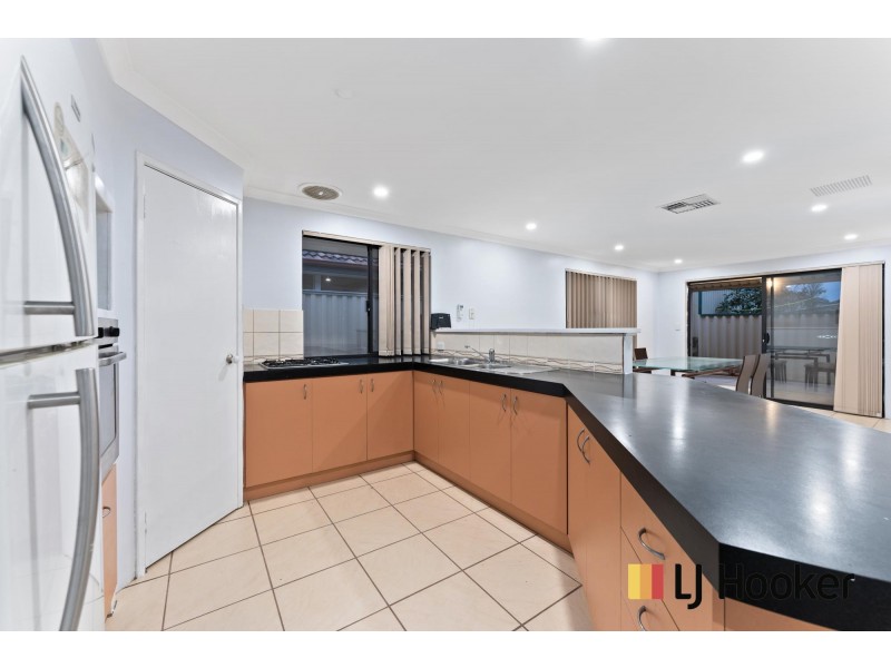 6 Koomba Rise, Bertram WA 6167