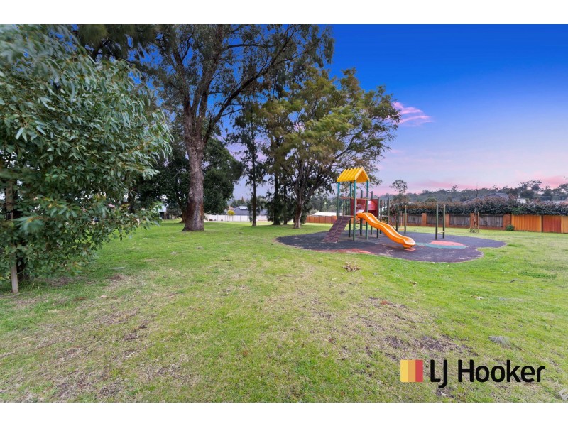6 Koomba Rise, Bertram WA 6167