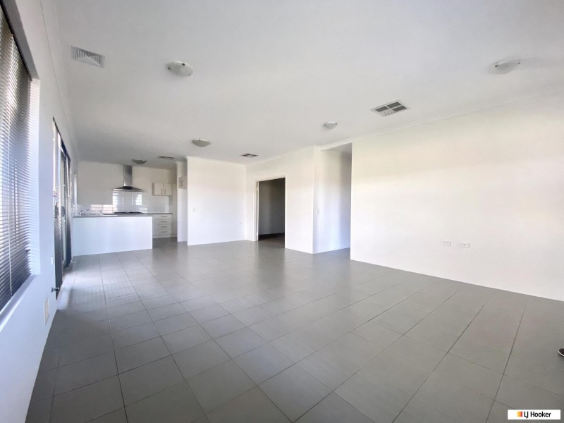 11 Demesne Circuit, Aveley WA 6069