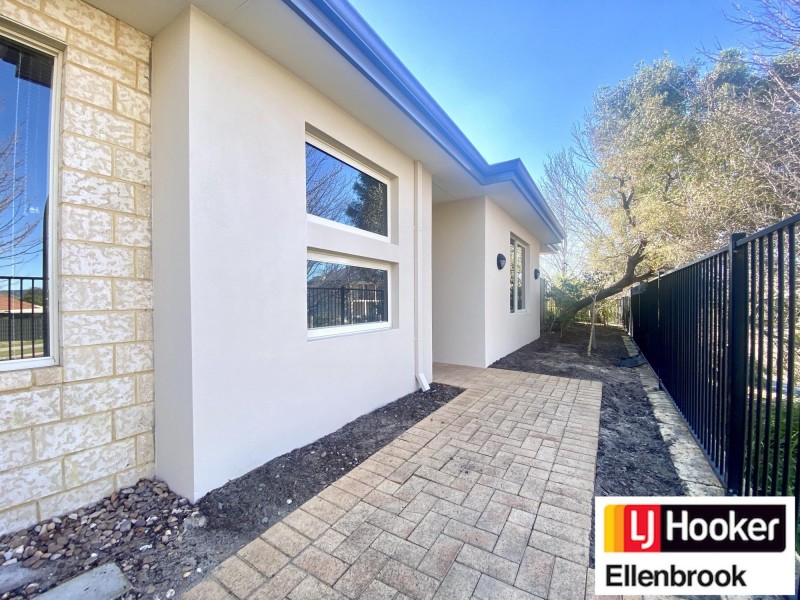 11 Demesne Circuit, Aveley WA 6069