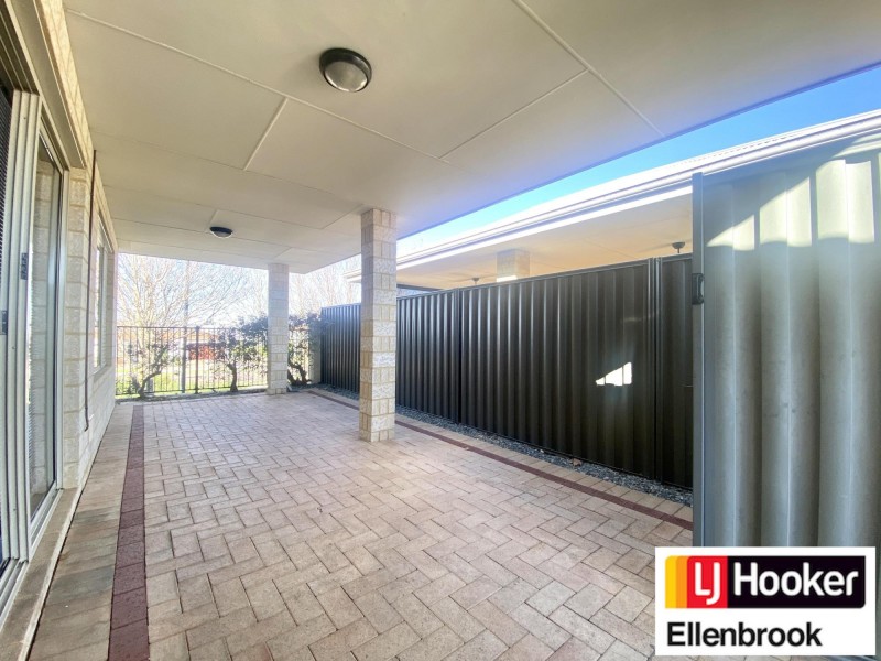 11 Demesne Circuit, Aveley WA 6069