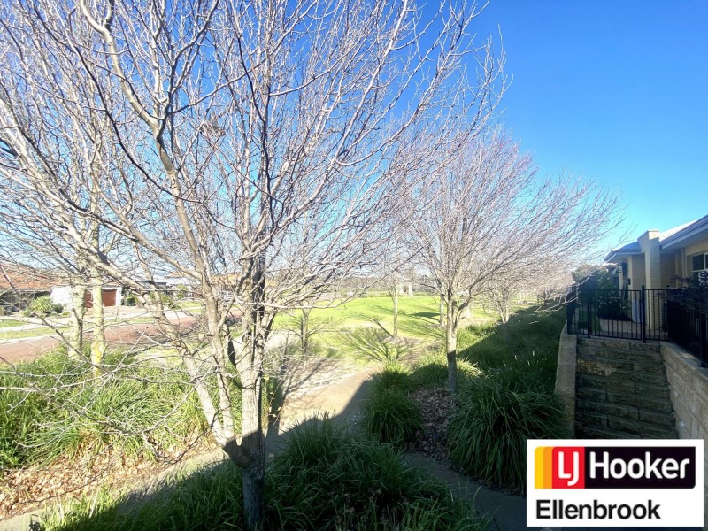 11 Demesne Circuit, Aveley WA 6069