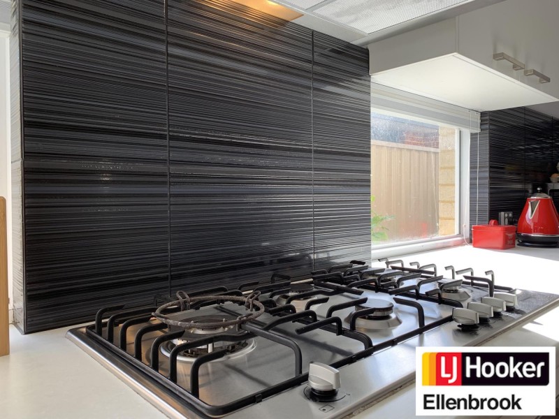 11/54 Cob Road, Brabham WA 6055