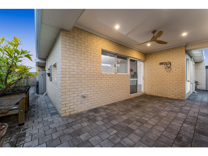 11/54 Cob Road, Brabham WA 6055