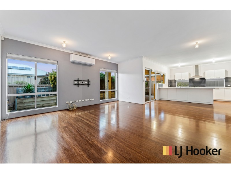 11/54 Cob Road, Brabham WA 6055