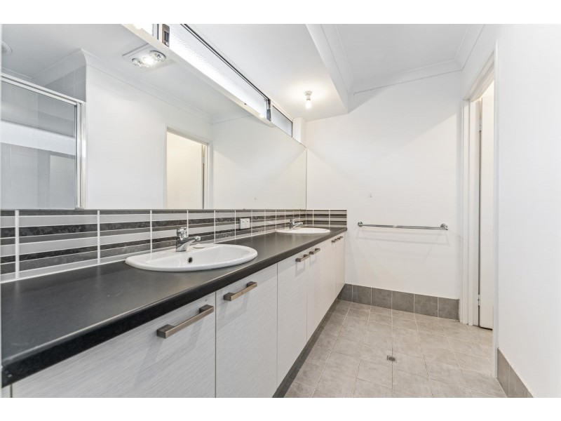 11/54 Cob Road, Brabham WA 6055