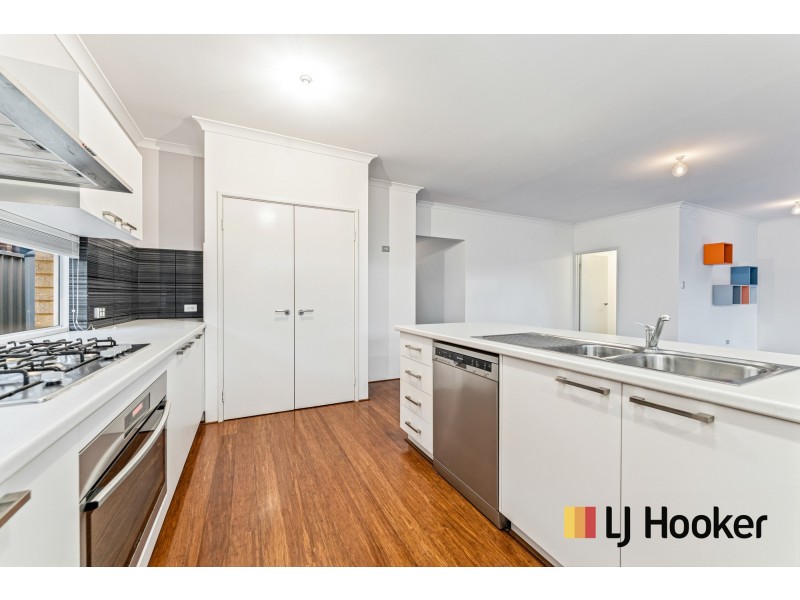 11/54 Cob Road, Brabham WA 6055