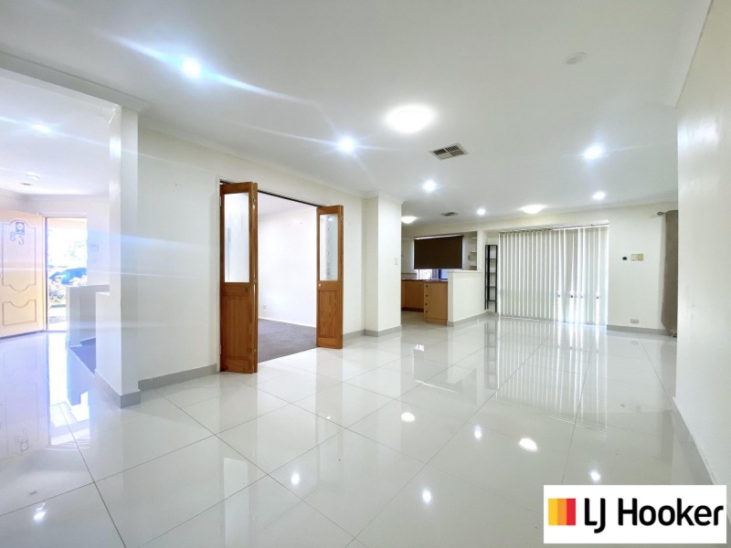 83 Larrawa Circle, Ellenbrook WA 6069