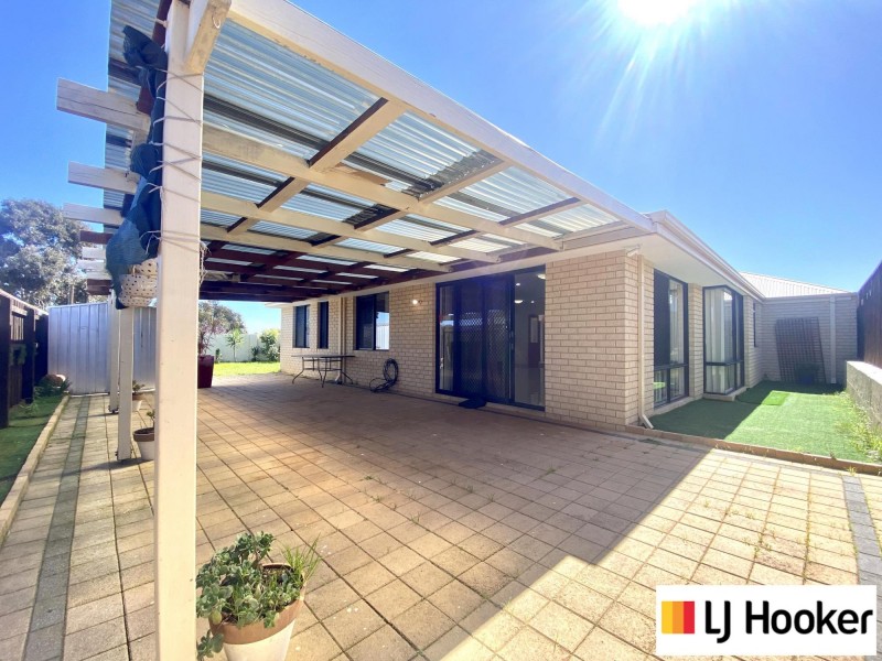 83 Larrawa Circle, Ellenbrook WA 6069